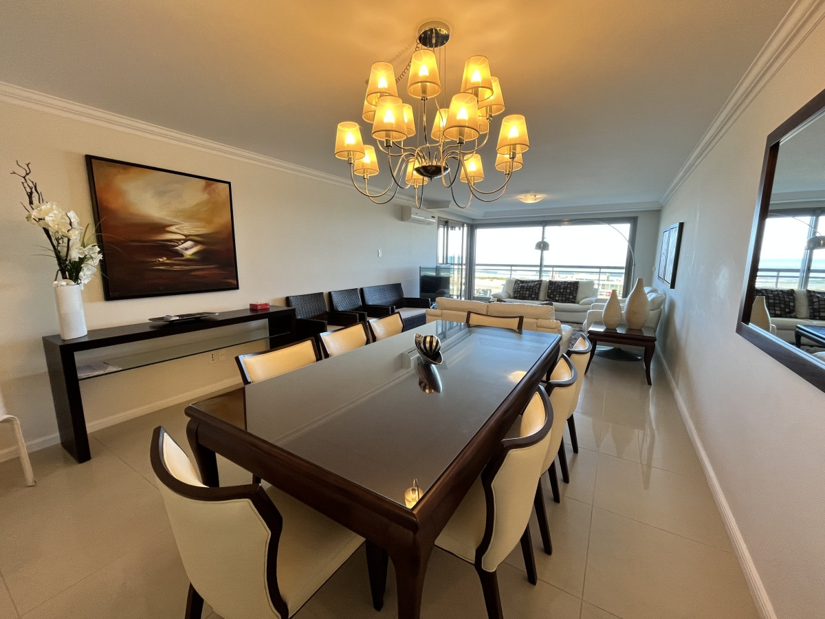 Apartamento en Brava, 3 dormitorios 