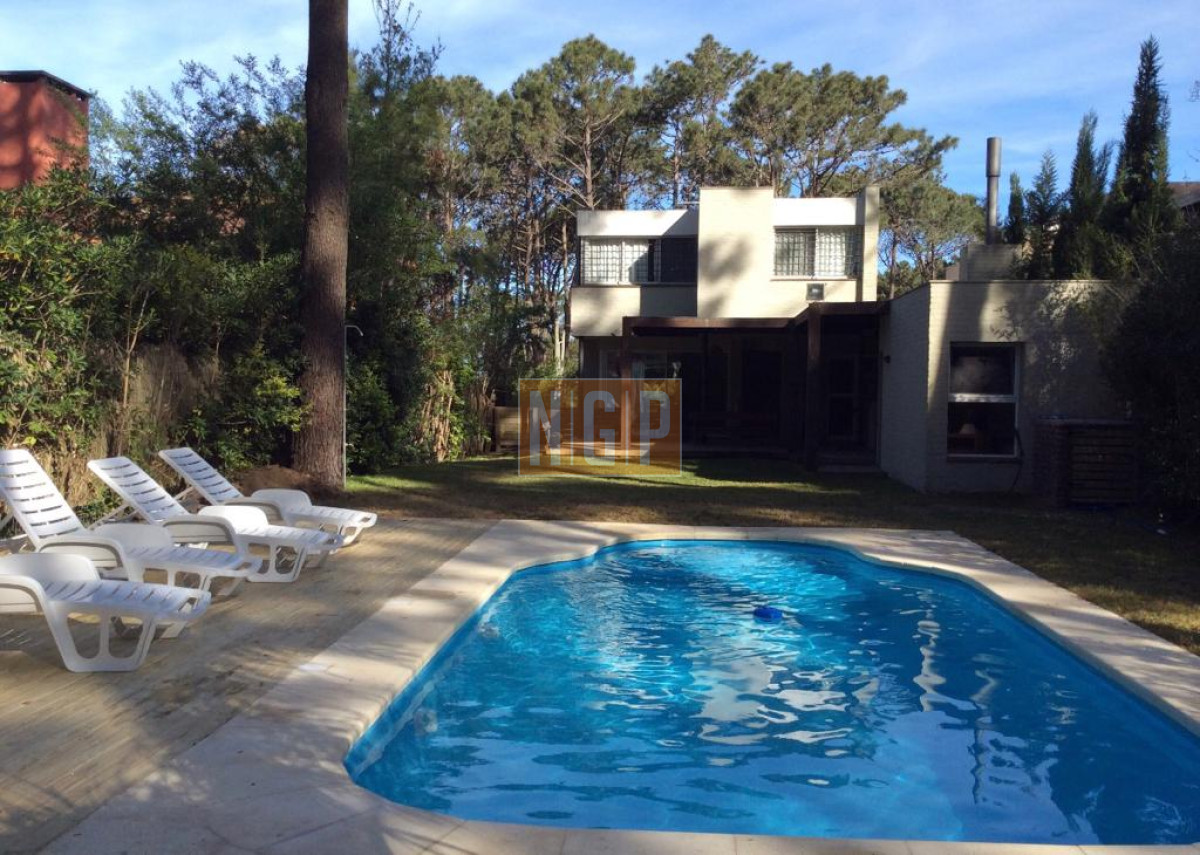 Hermosa casa en alquiler en Montoya  - NGP22210C