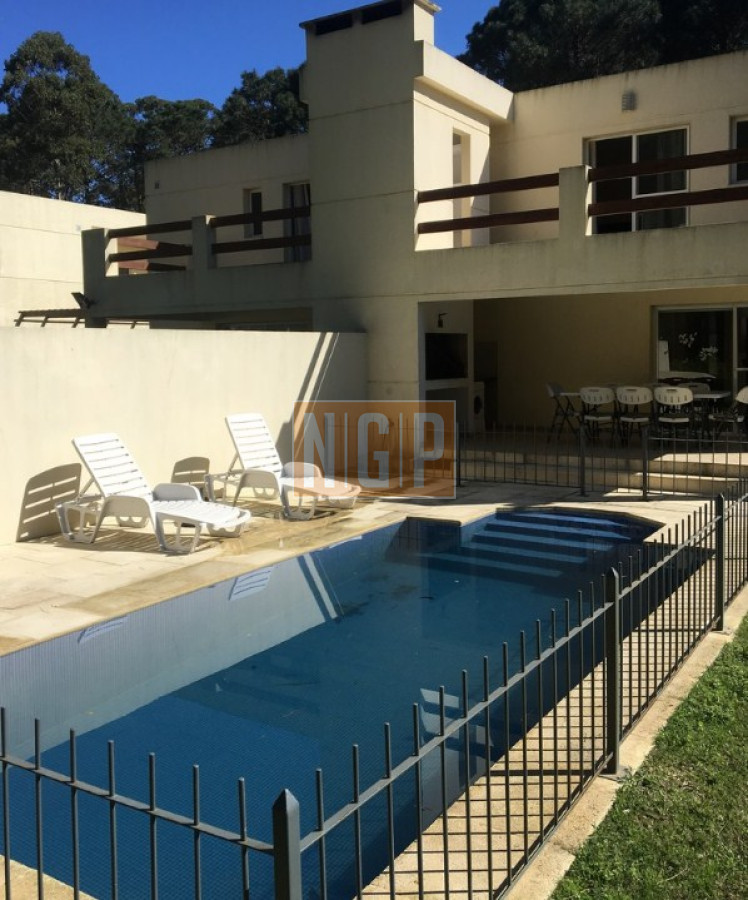 Hermosos duplex en alquiler! Consulte!  - NGP25107C