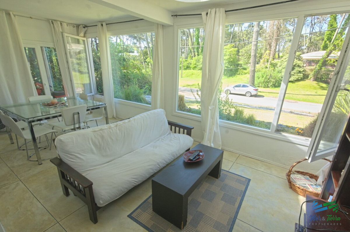 Casa ID.4130 - Alquilo casa de 4 dormitorios con piscina en Playa Brava, Punta del Este