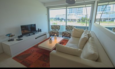 Apartamento en venta y alquiler - Playa Mansa