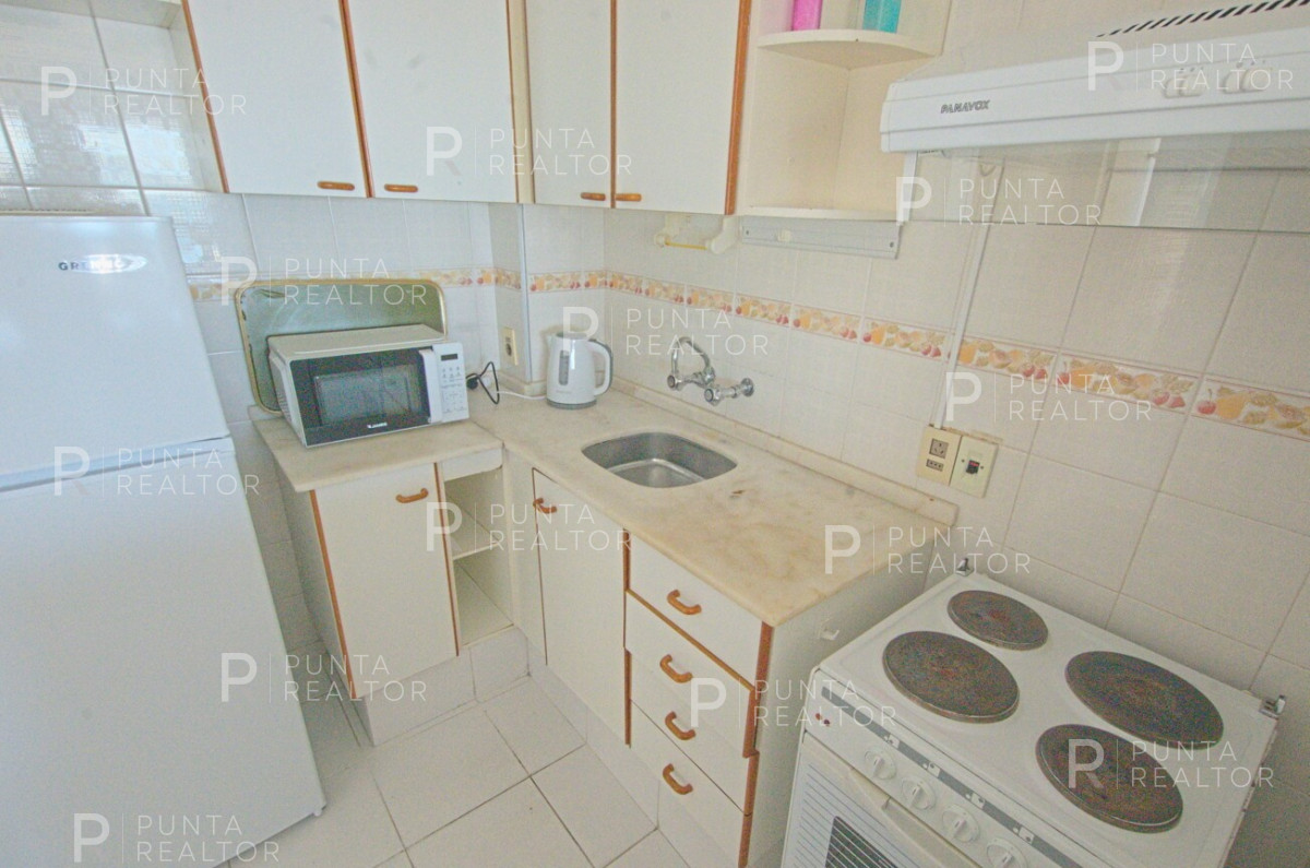 Apartamento ID.1645 - Apartamento 2 dormitorios en alquiler anual