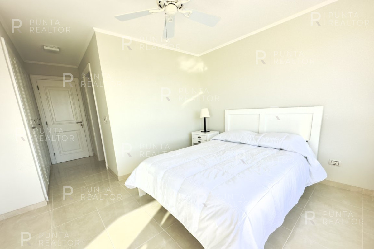 Apartamento ID.1905 - Venta apartamento de tres dormitorios en Le Jardin - Mansa