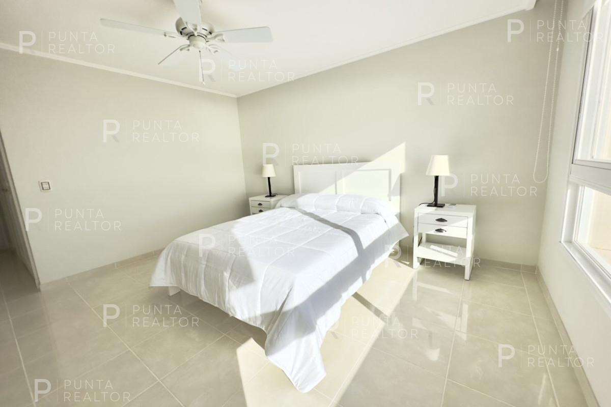 Apartamento ID.1905 - Venta apartamento de tres dormitorios en Le Jardin - Mansa