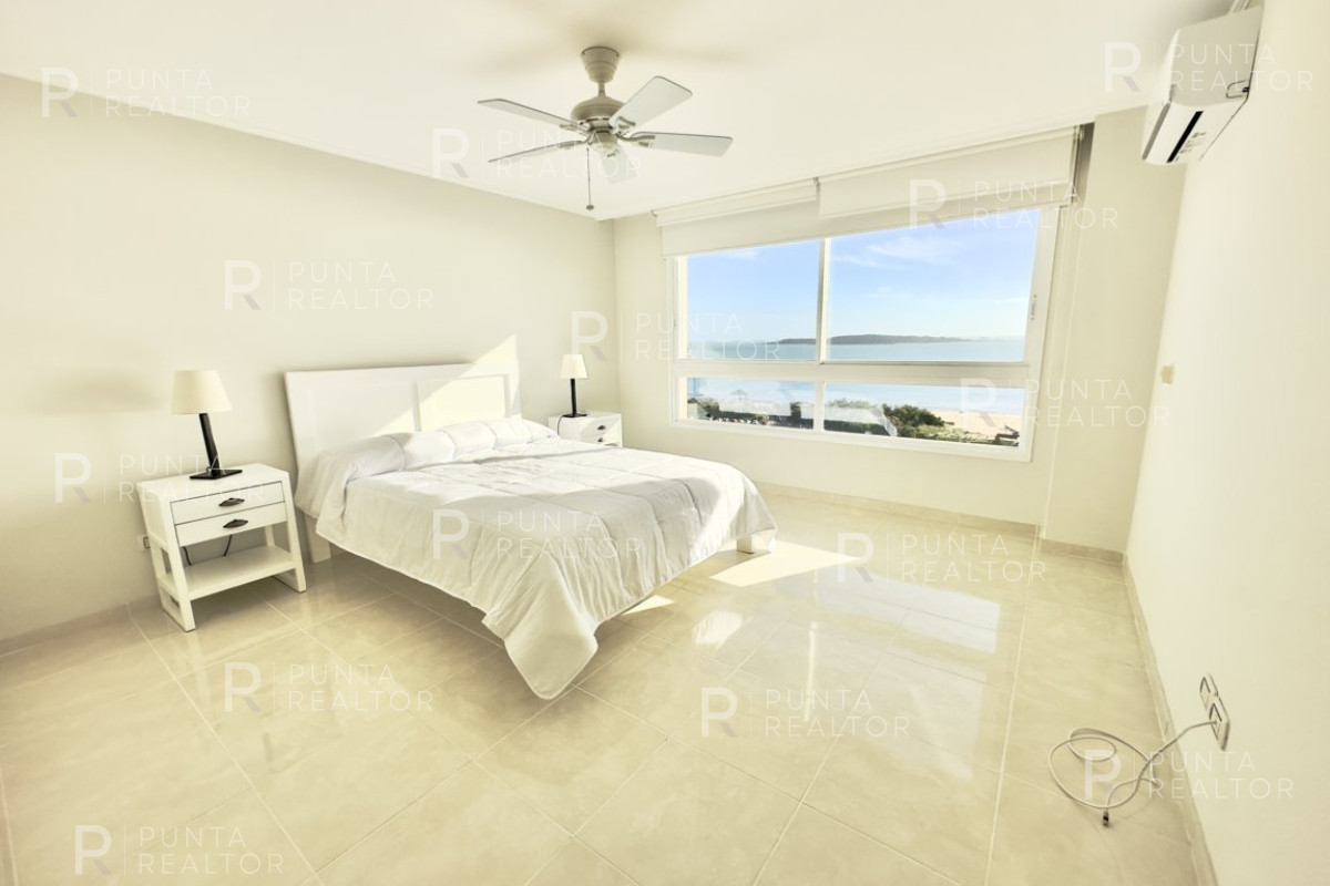 Apartamento ID.1905 - Venta apartamento de tres dormitorios en Le Jardin - Mansa