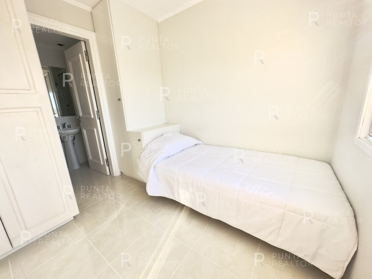 Apartamento ID.1905 - Venta apartamento de tres dormitorios en Le Jardin - Mansa