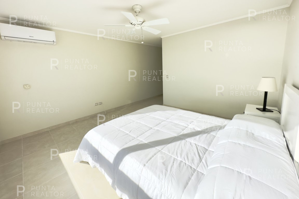 Apartamento ID.1905 - Venta apartamento de tres dormitorios en Le Jardin - Mansa