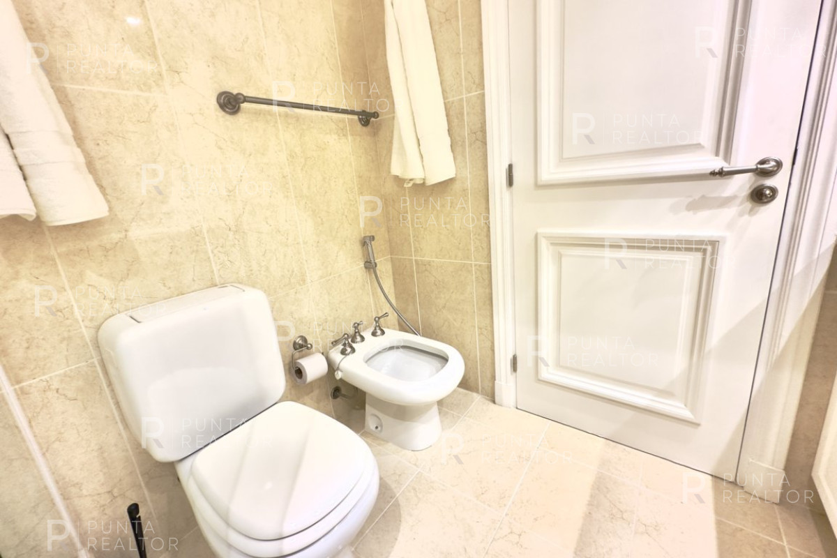 Apartamento ID.1905 - Venta apartamento de tres dormitorios en Le Jardin - Mansa