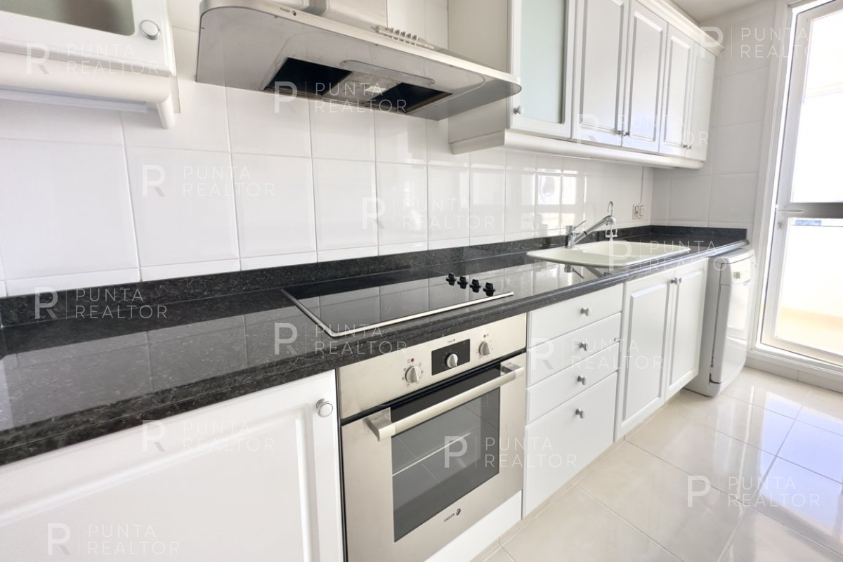 Apartamento ID.1905 - Venta apartamento de tres dormitorios en Le Jardin - Mansa
