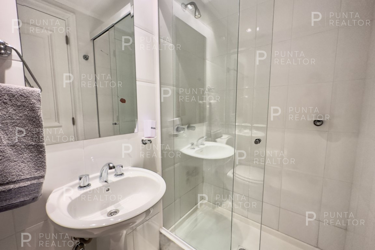 Apartamento ID.1905 - Venta apartamento de tres dormitorios en Le Jardin - Mansa