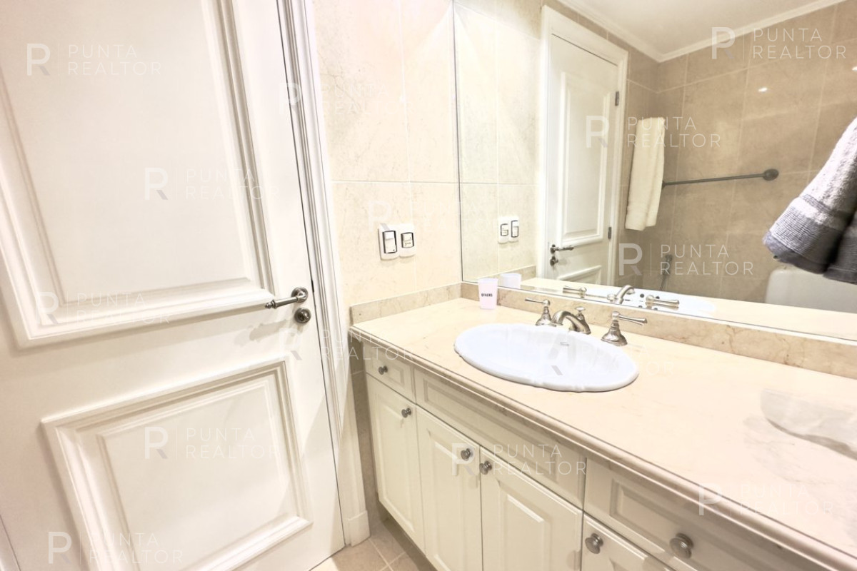 Apartamento ID.1905 - Venta apartamento de tres dormitorios en Le Jardin - Mansa