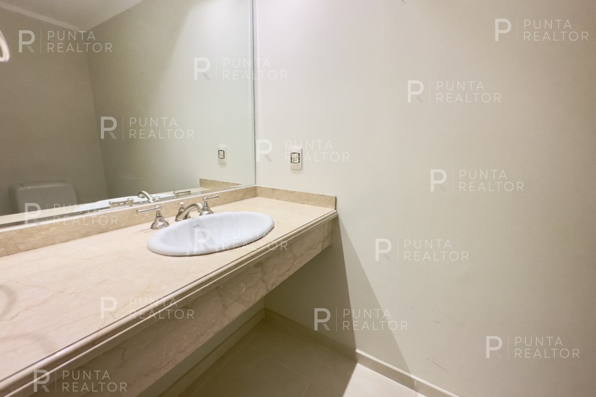 Apartamento ID.1905 - Venta apartamento de tres dormitorios en Le Jardin - Mansa