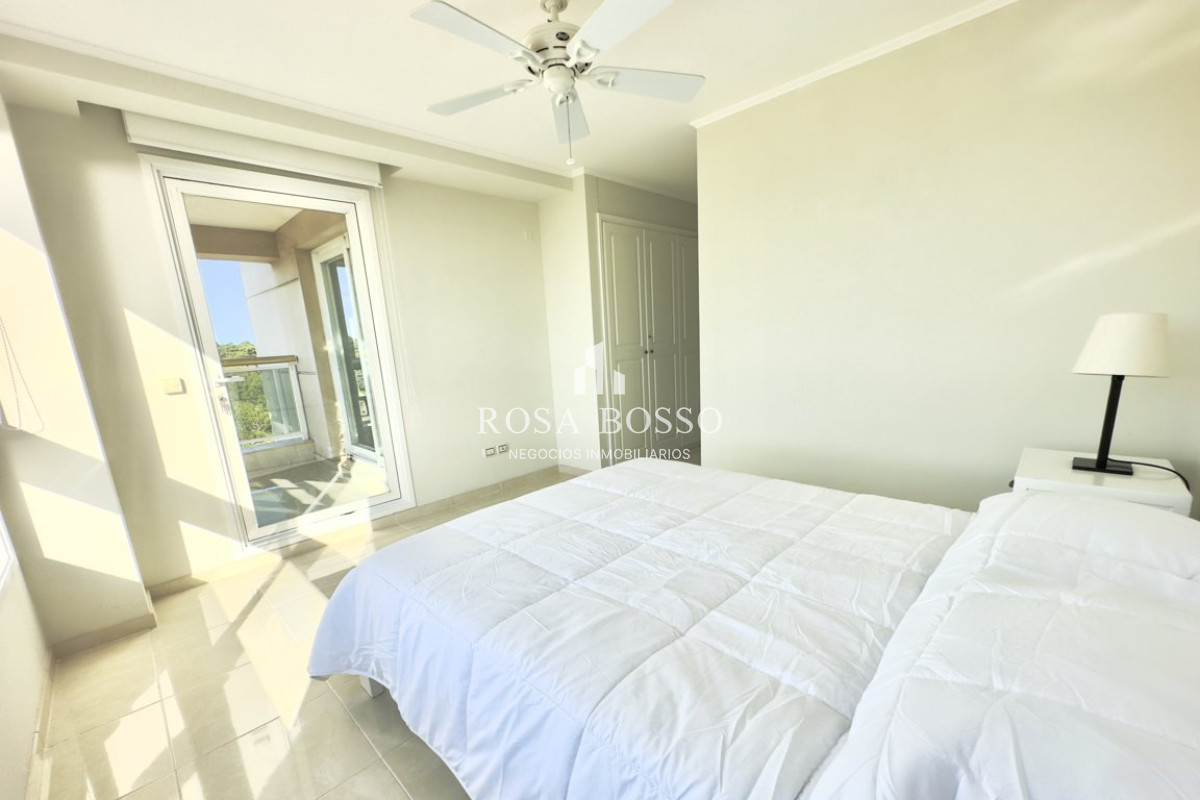 Apartamento ID.8688 - Venta apartamento de tres dormitorios en Le Jardin - Mansa