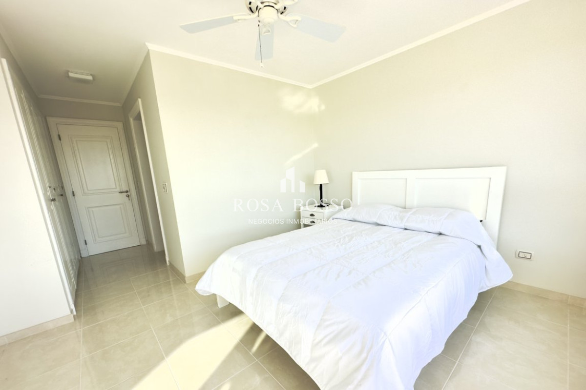 Apartamento ID.8688 - Venta apartamento de tres dormitorios en Le Jardin - Mansa
