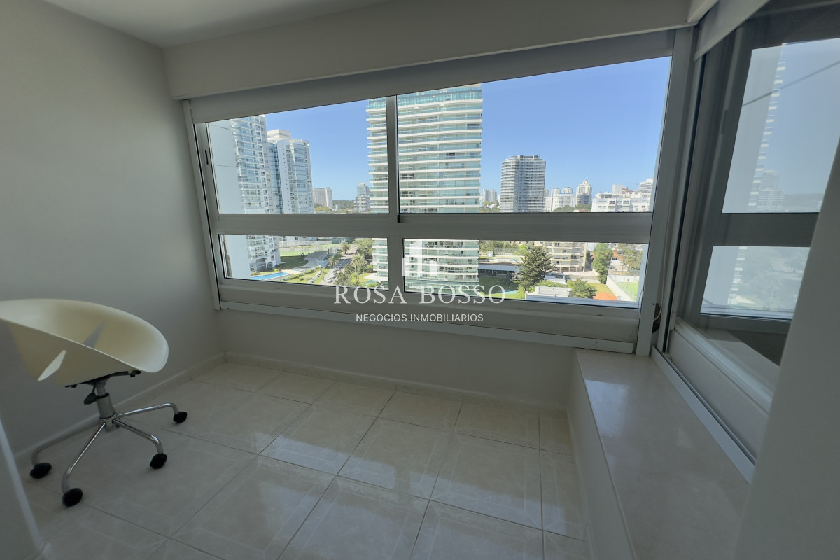 Apartamento ID.8687 - Venta apartamento de 3 dormitorios en primera linea - Mansa