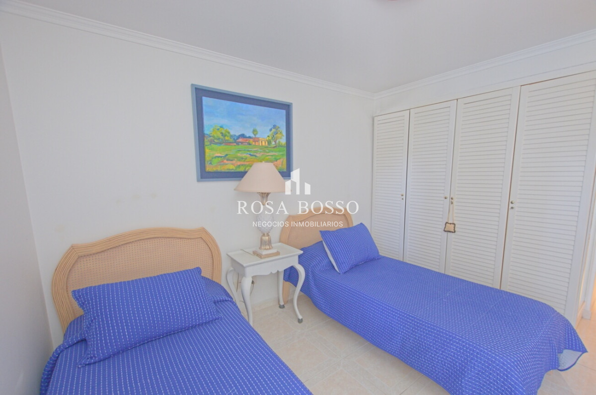 Apartamento ID.8687 - Venta apartamento de 3 dormitorios en primera linea - Mansa