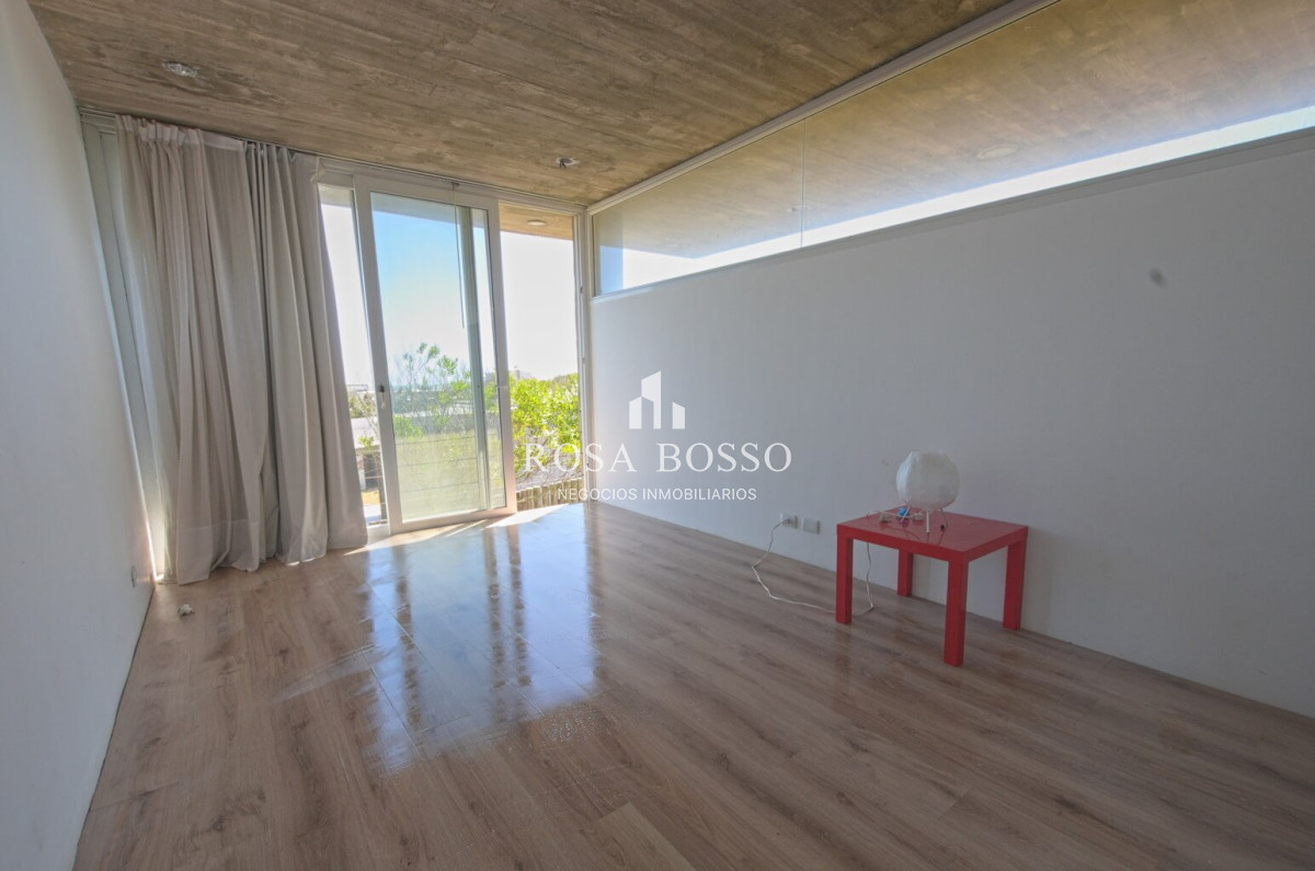 Casa ID.9373 - Casa en venta 4 dormitorios Punta Alta