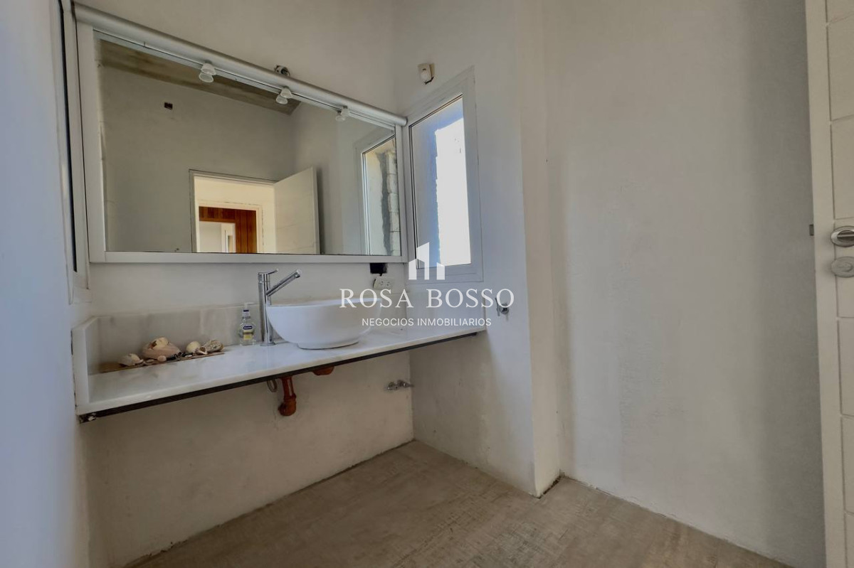 Casa ID.9373 - Casa en venta 4 dormitorios Punta Alta