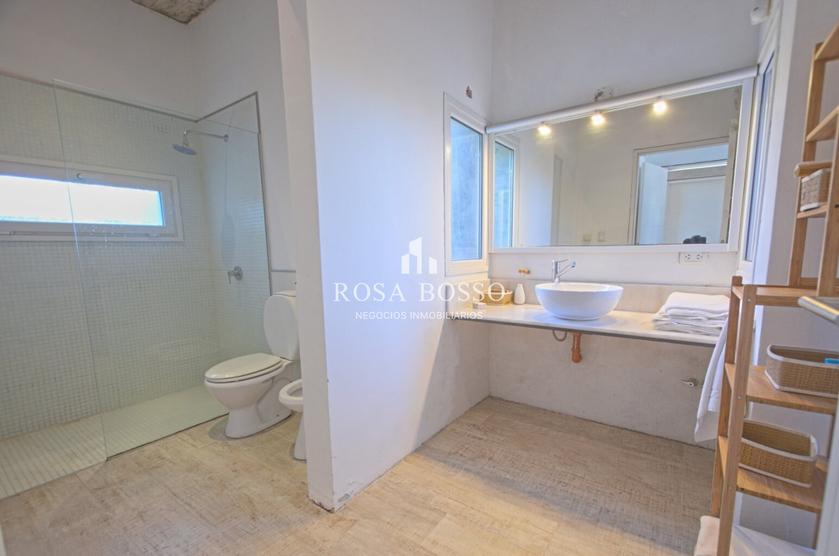 Casa ID.9373 - Casa en venta 4 dormitorios Punta Alta