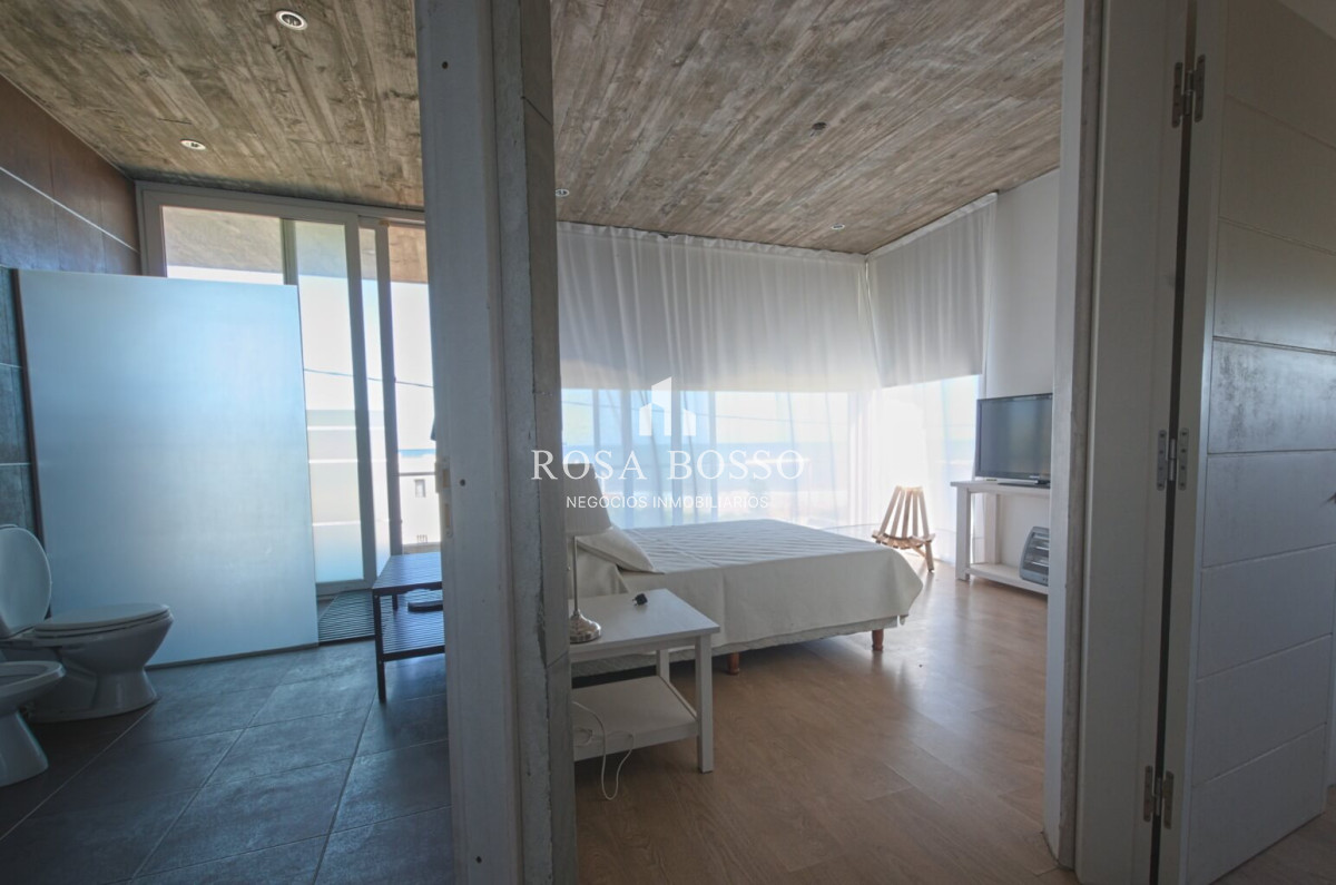 Casa ID.9373 - Casa en venta 4 dormitorios Punta Alta