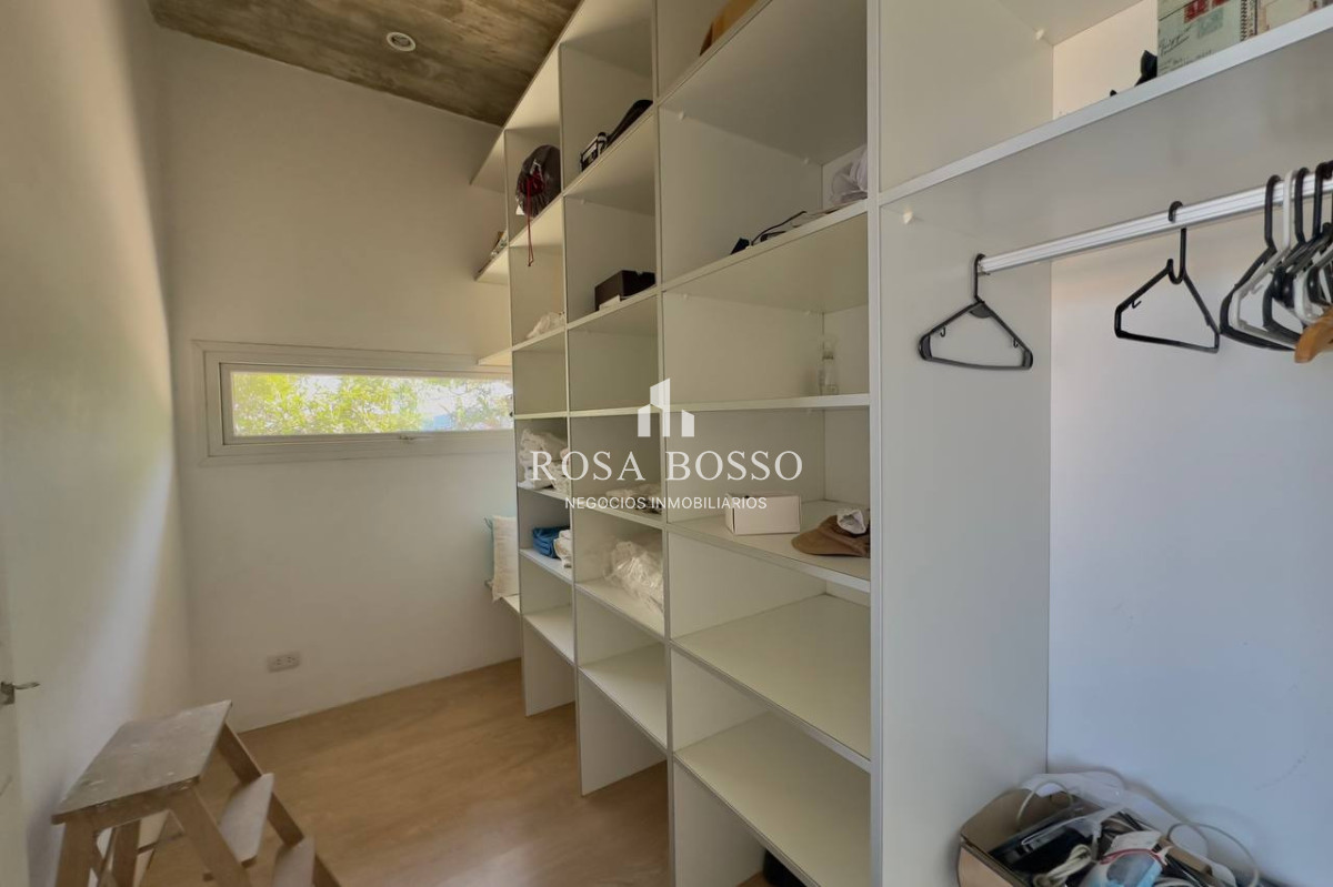 Casa ID.9373 - Casa en venta 4 dormitorios Punta Alta