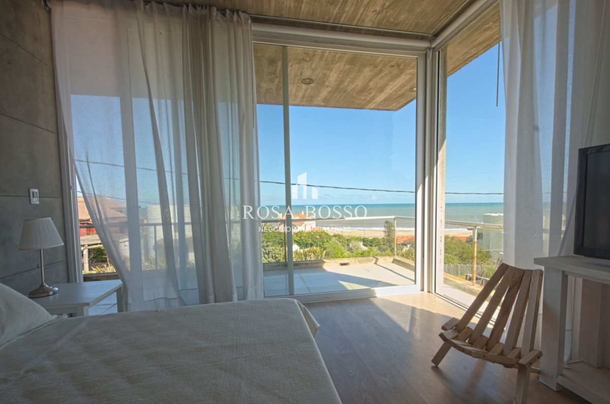 Casa ID.9373 - Casa en venta 4 dormitorios Punta Alta