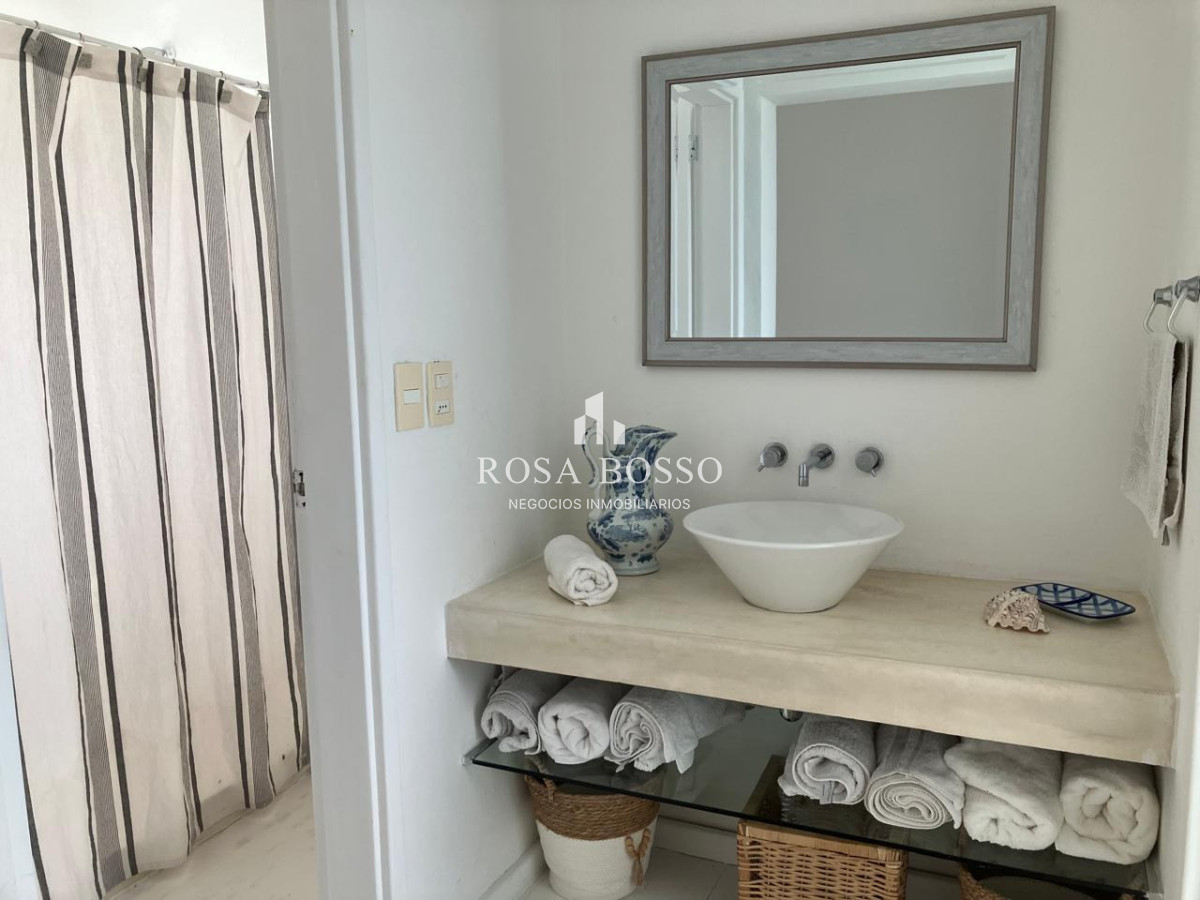 Apartamento ID.9374 - Casa en venta - La Juanita