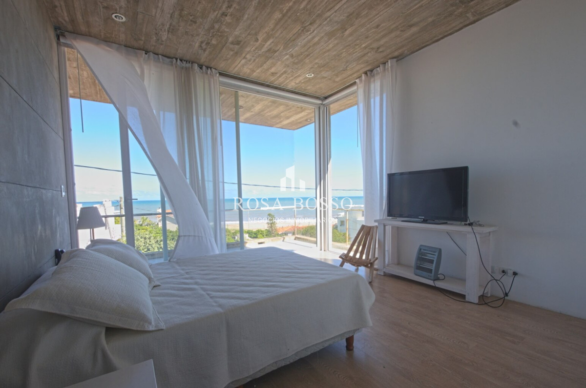 Casa ID.9373 - Casa en venta 4 dormitorios Punta Alta