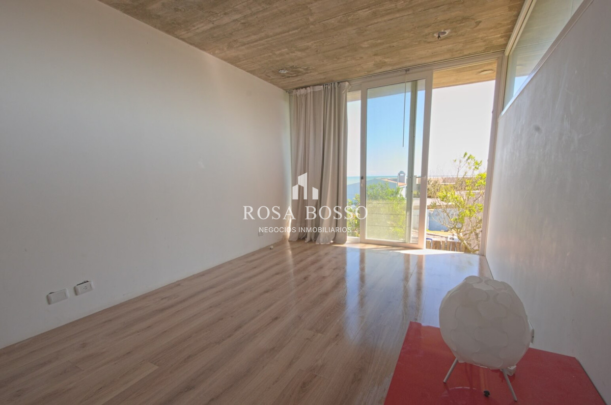 Casa ID.9373 - Casa en venta 4 dormitorios Punta Alta