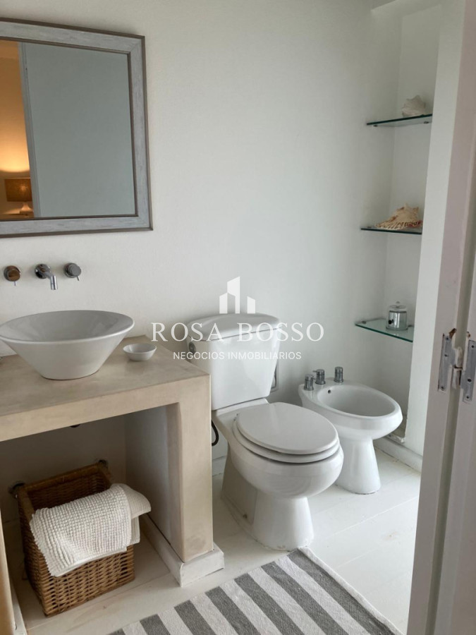 Apartamento ID.9374 - Casa en venta - La Juanita