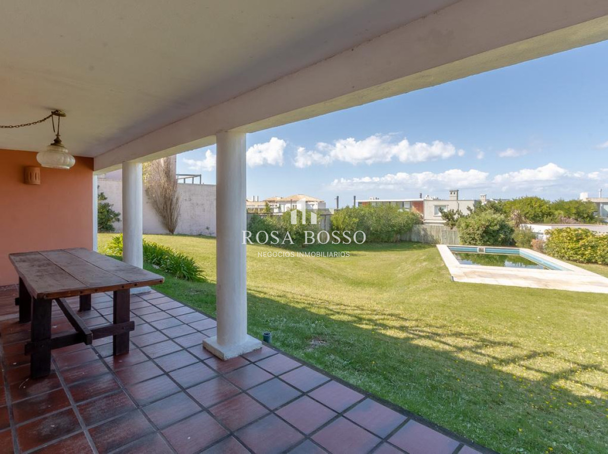 Apartamento ID.9376 - Casa en alquiler 4 dormitorios con piscina en Montoya