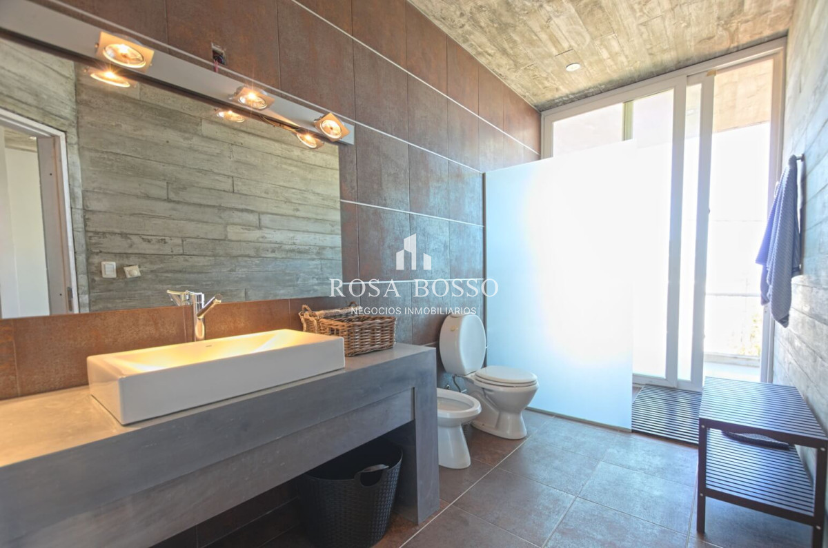 Casa ID.9373 - Casa en venta 4 dormitorios Punta Alta