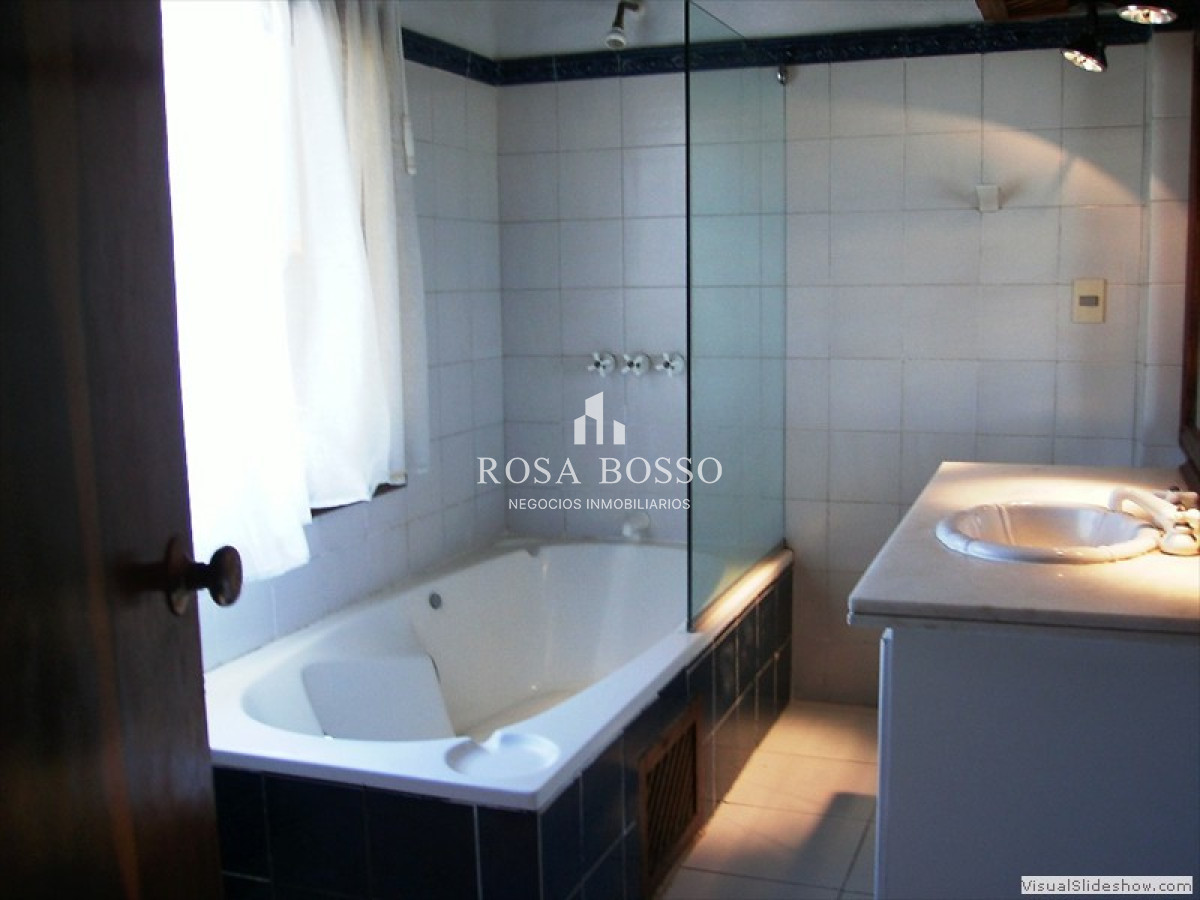 Apartamento ID.9376 - Casa en alquiler 4 dormitorios con piscina en Montoya