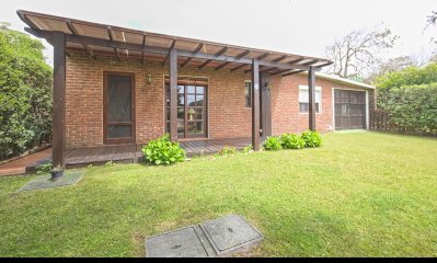 VENTA, Casa, 2 dormitorios, Balneario Buenos Aires, Uruguay