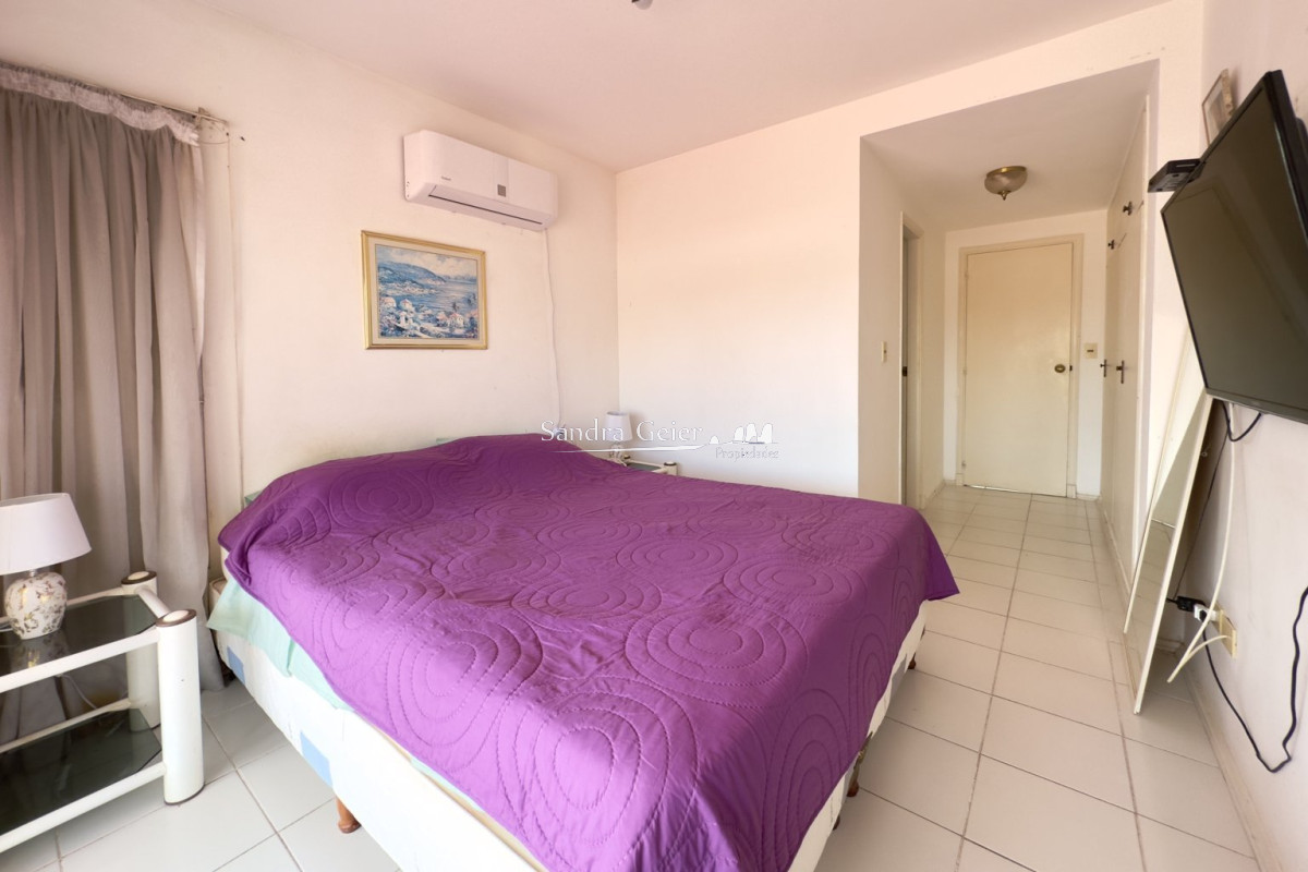 Apartamento ID.2390 - Apartamento de 3 dormitorios en alquiler - Brava