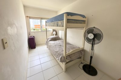 Apartamento ID.2390 - Apartamento de 3 dormitorios en alquiler - Brava