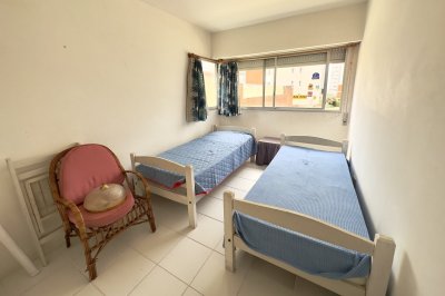 Apartamento ID.2390 - Apartamento de 3 dormitorios en alquiler - Brava