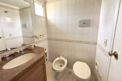 Apartamento ID.2390 - Apartamento de 3 dormitorios en alquiler - Brava