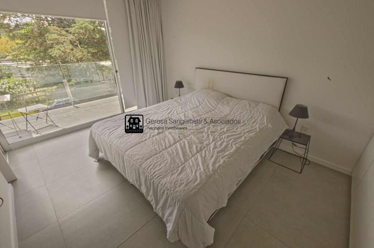 Apartamento ID.1582 - Apartamento en venta Playa Mansa
