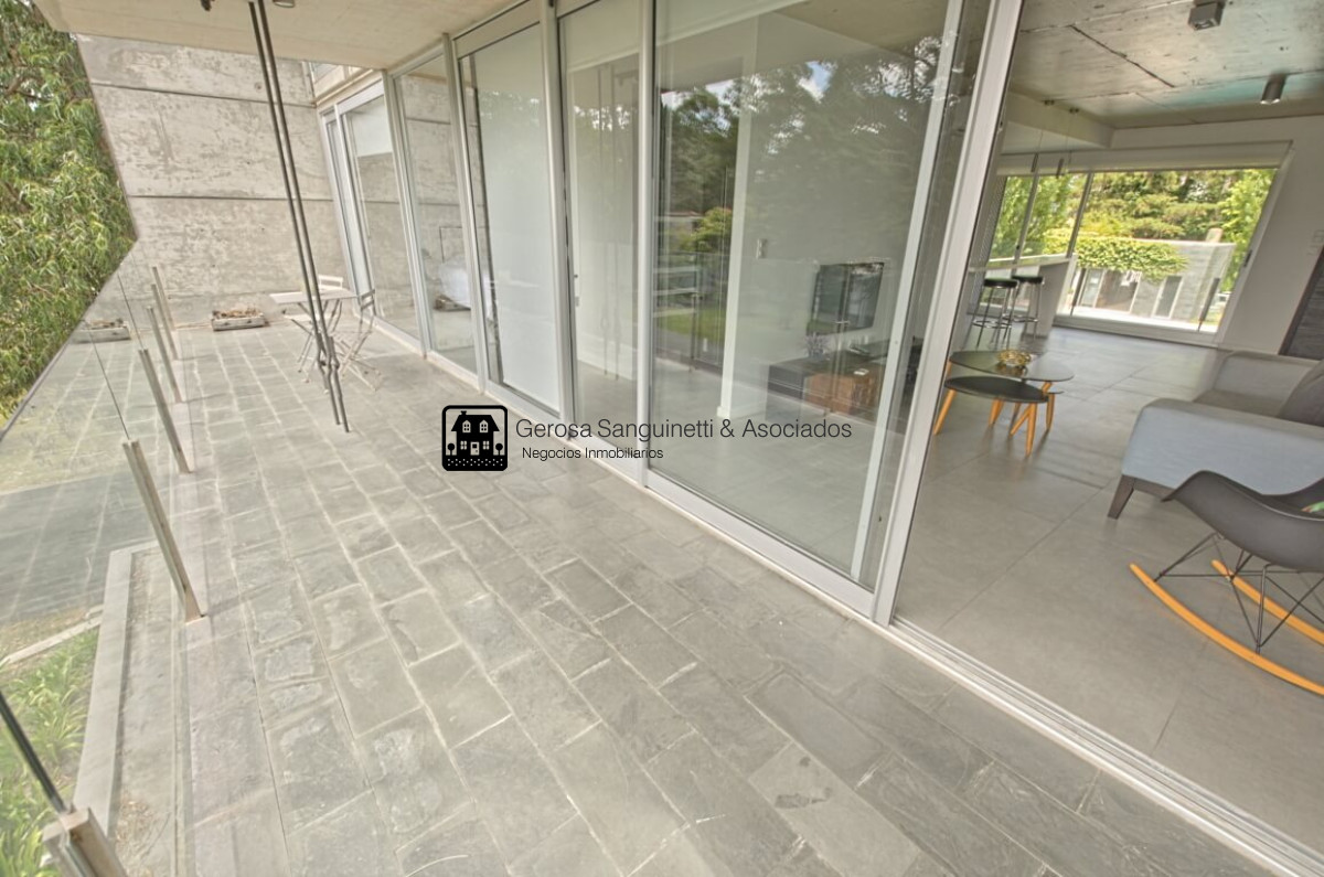 Apartamento ID.1582 - Apartamento en venta Playa Mansa