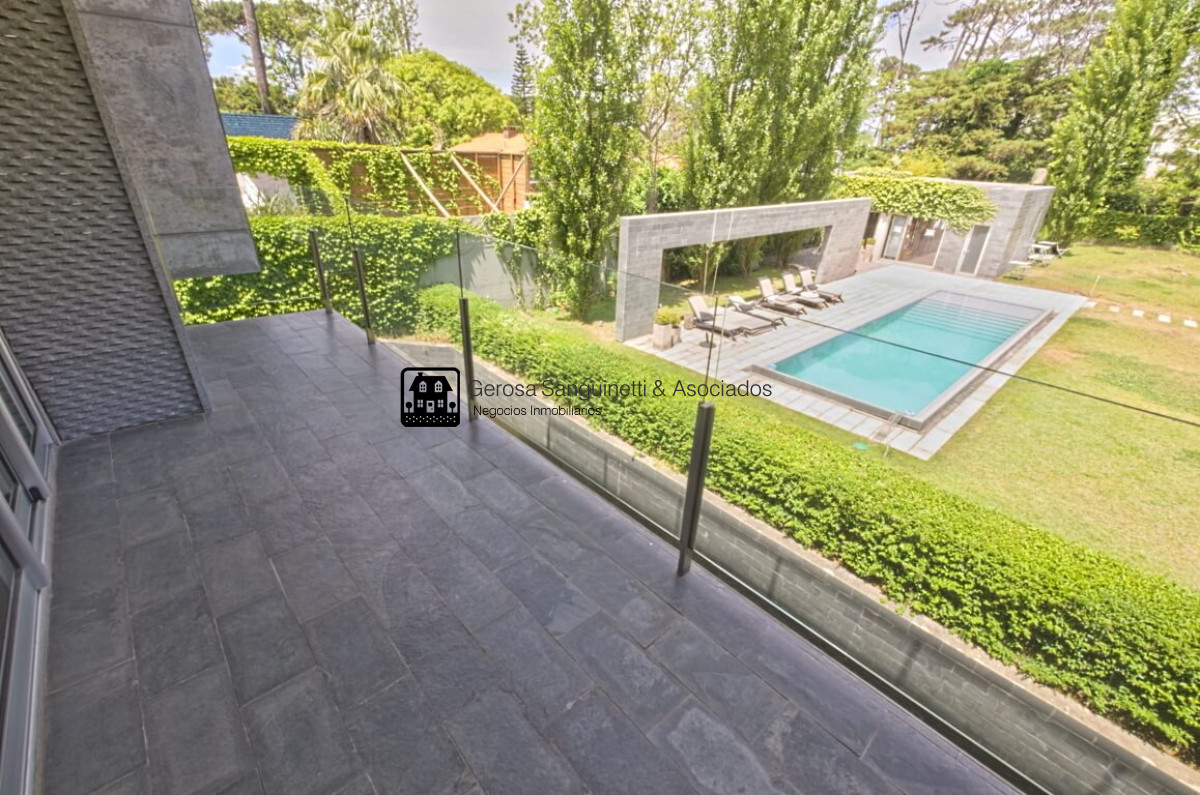Apartamento ID.1582 - Apartamento en venta Playa Mansa