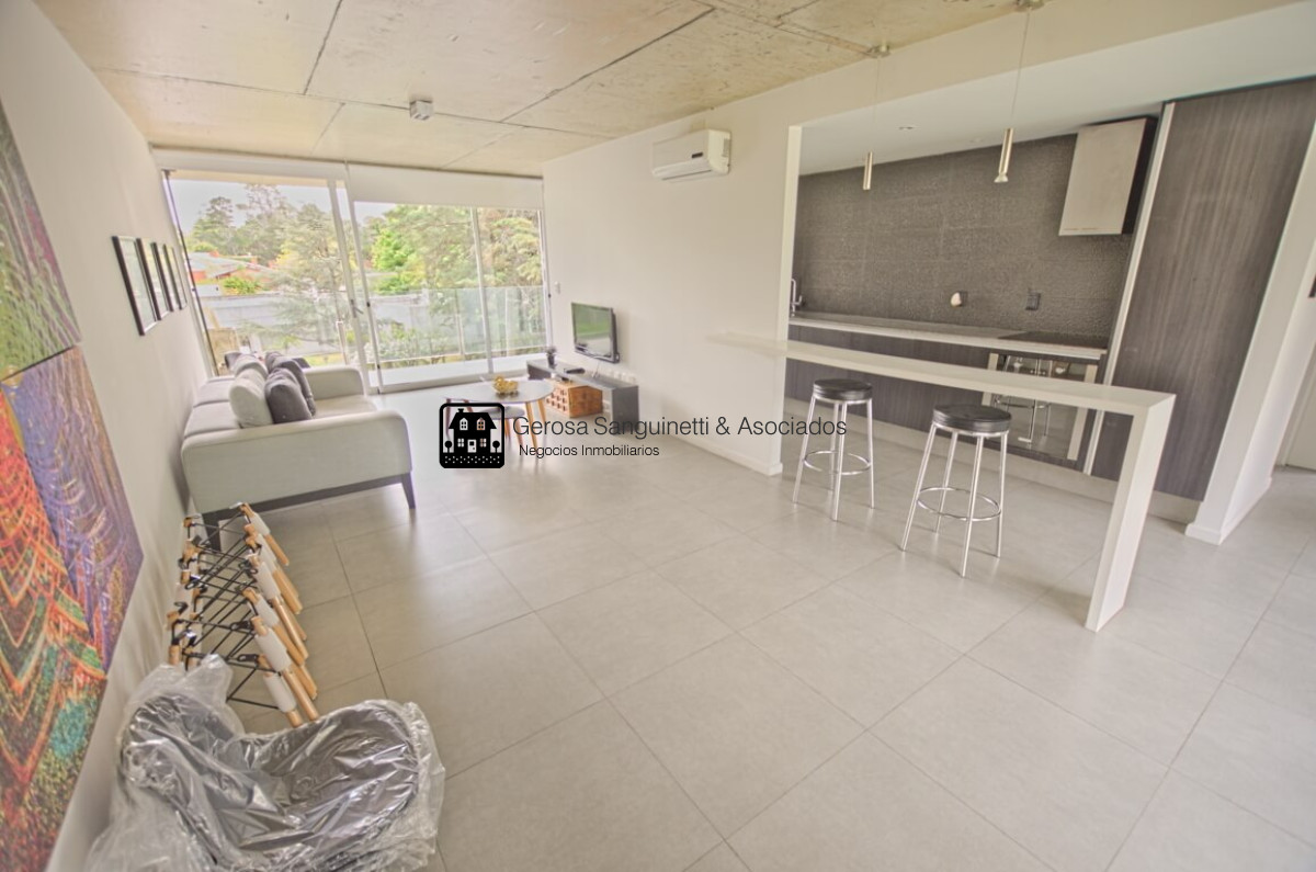 Apartamento ID.1582 - Apartamento en venta Playa Mansa