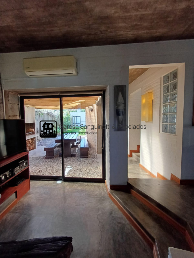 Casa ID.1800 - Casa en Montoya, 3 dormitorios y dependencia completa