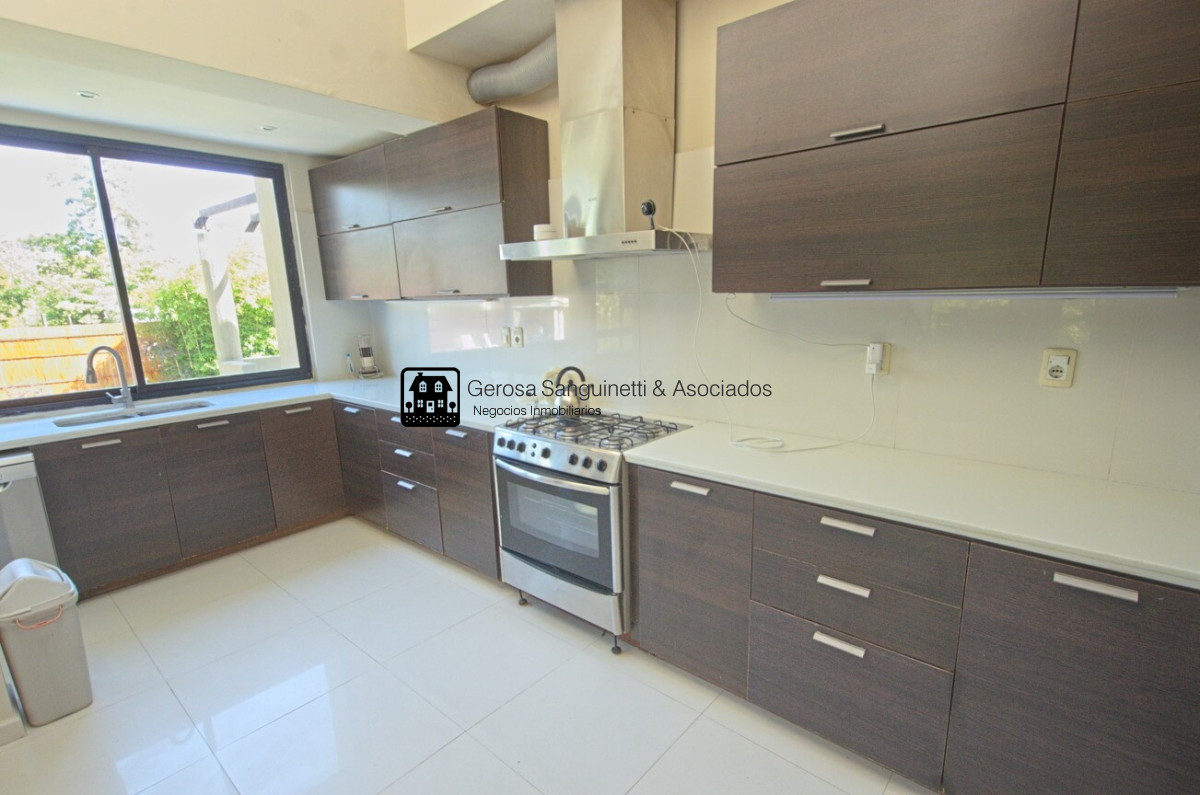 Casa ID.1713 - Casa a la venta - Rincón del Indio 