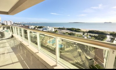 Apartamento en Le Jardin, 3 suites más dependencia