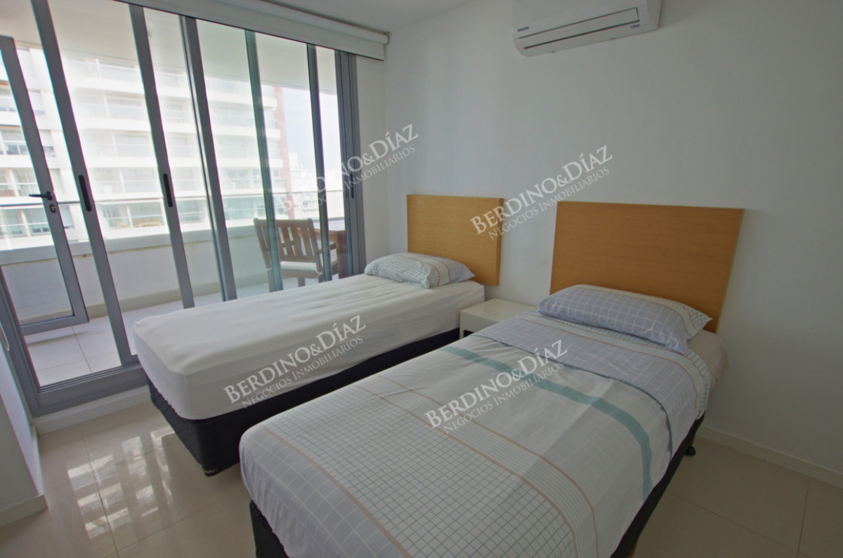 Apartamento ID.2085 - Venta Apartamento 2 Dormitorios Playa Brava