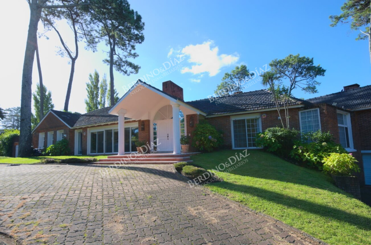 Casa ID.1900 - Divina casa en Cantegril a la venta para disfrutar todo el año