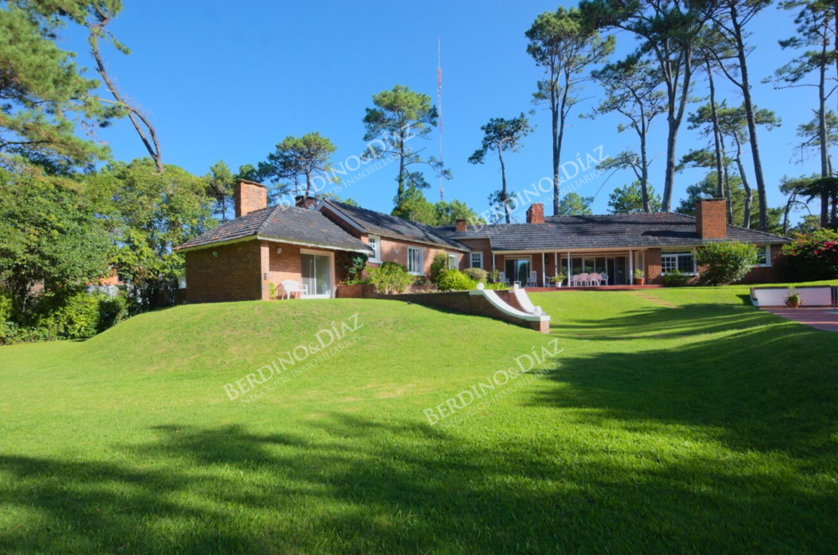 Casa ID.1900 - Divina casa en Cantegril a la venta para disfrutar todo el año