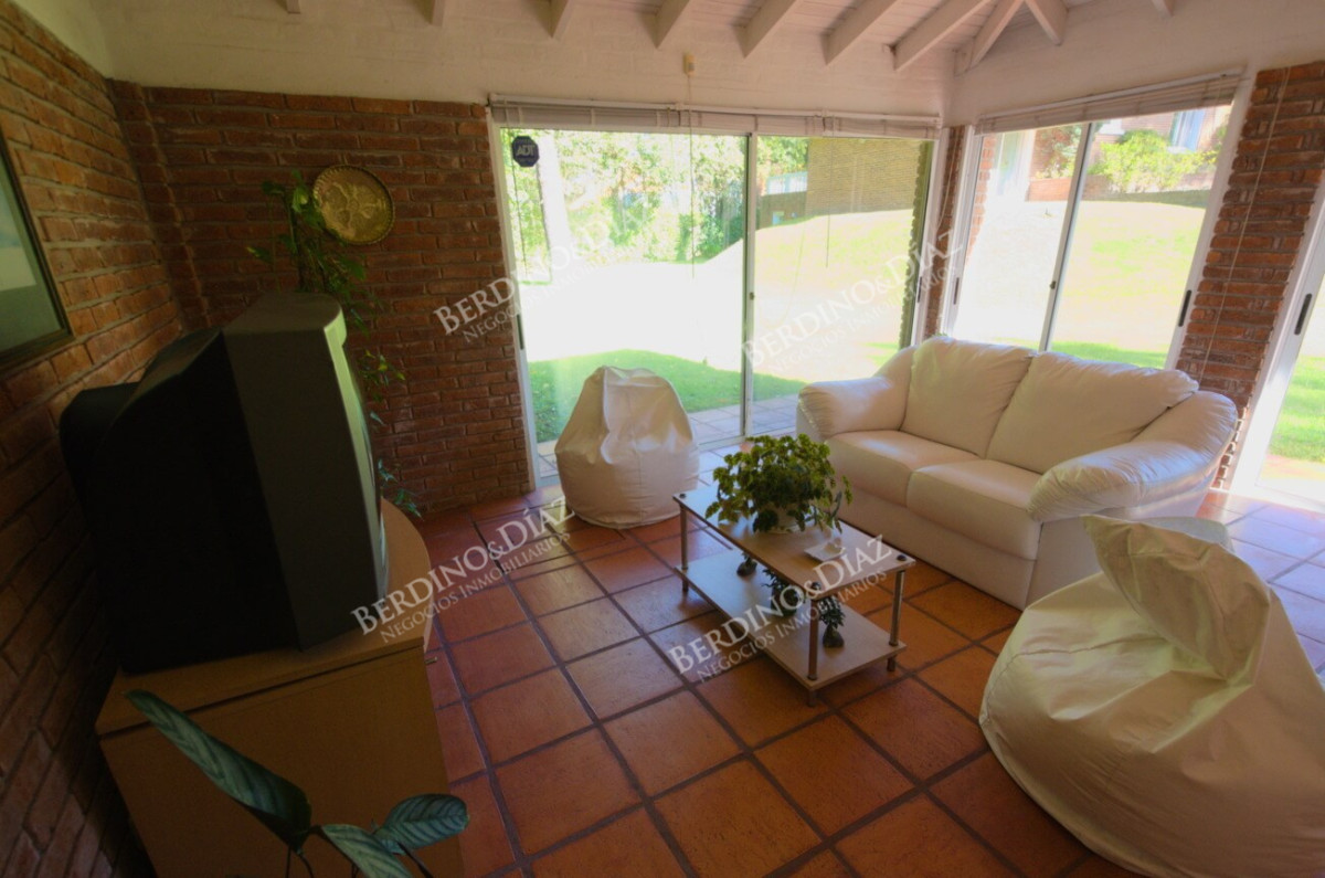 Casa ID.1900 - Divina casa en Cantegril a la venta para disfrutar todo el año