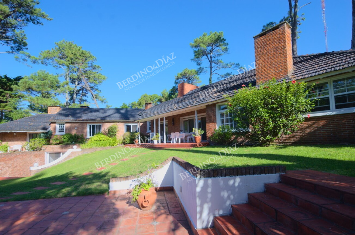 Casa ID.1900 - Divina casa en Cantegril a la venta para disfrutar todo el año